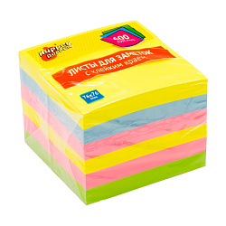 Блок листов для заметок с клейким краем, 600 шт.